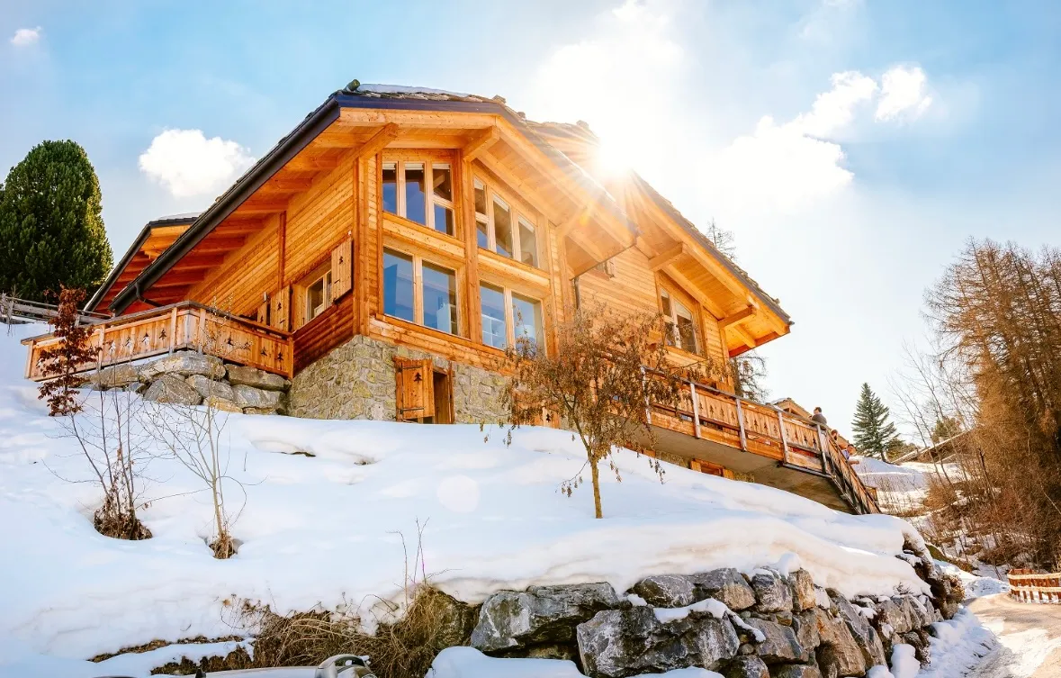 Luxury alpine chalet in Haute-Nendaz used as the base for Summit Club ski weeks